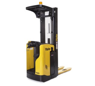 MS16S con conductor a bordo