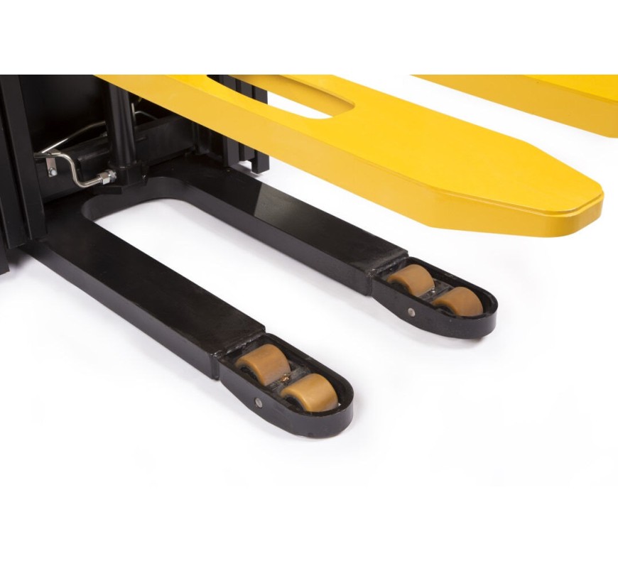 MS16S con conductor a bordo