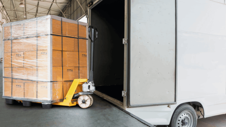 ¿Cuántos pallets caben en un camión? Guía rápida según tipo de vehículo y pallet